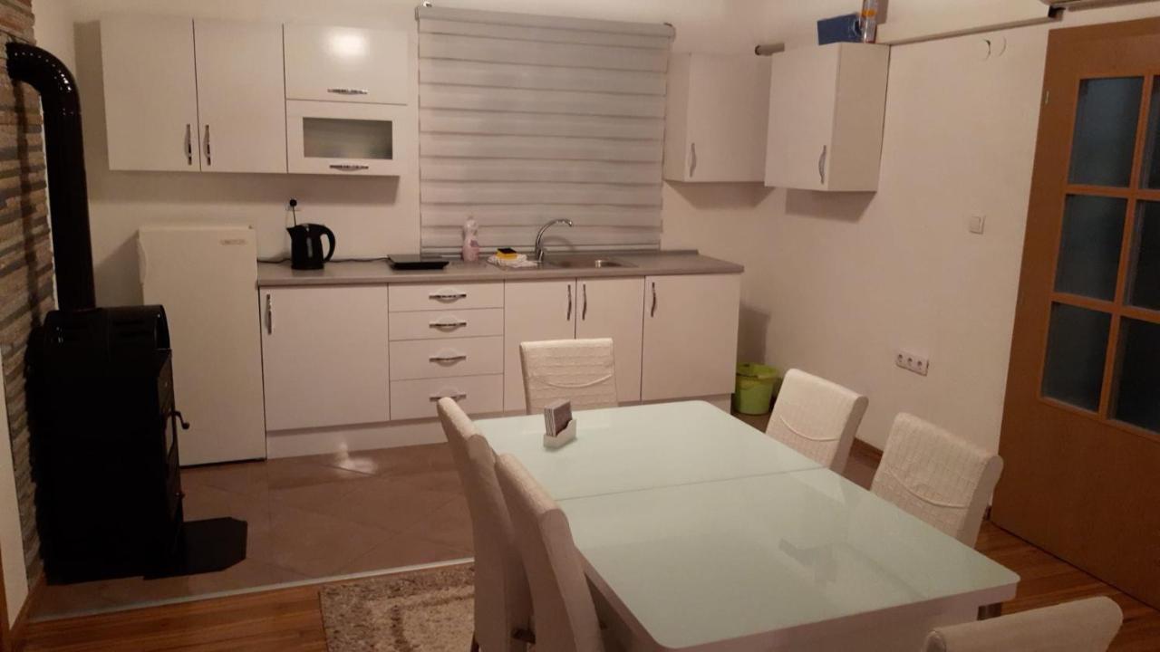 야이체 Apartman Volijak 아파트 외부 사진