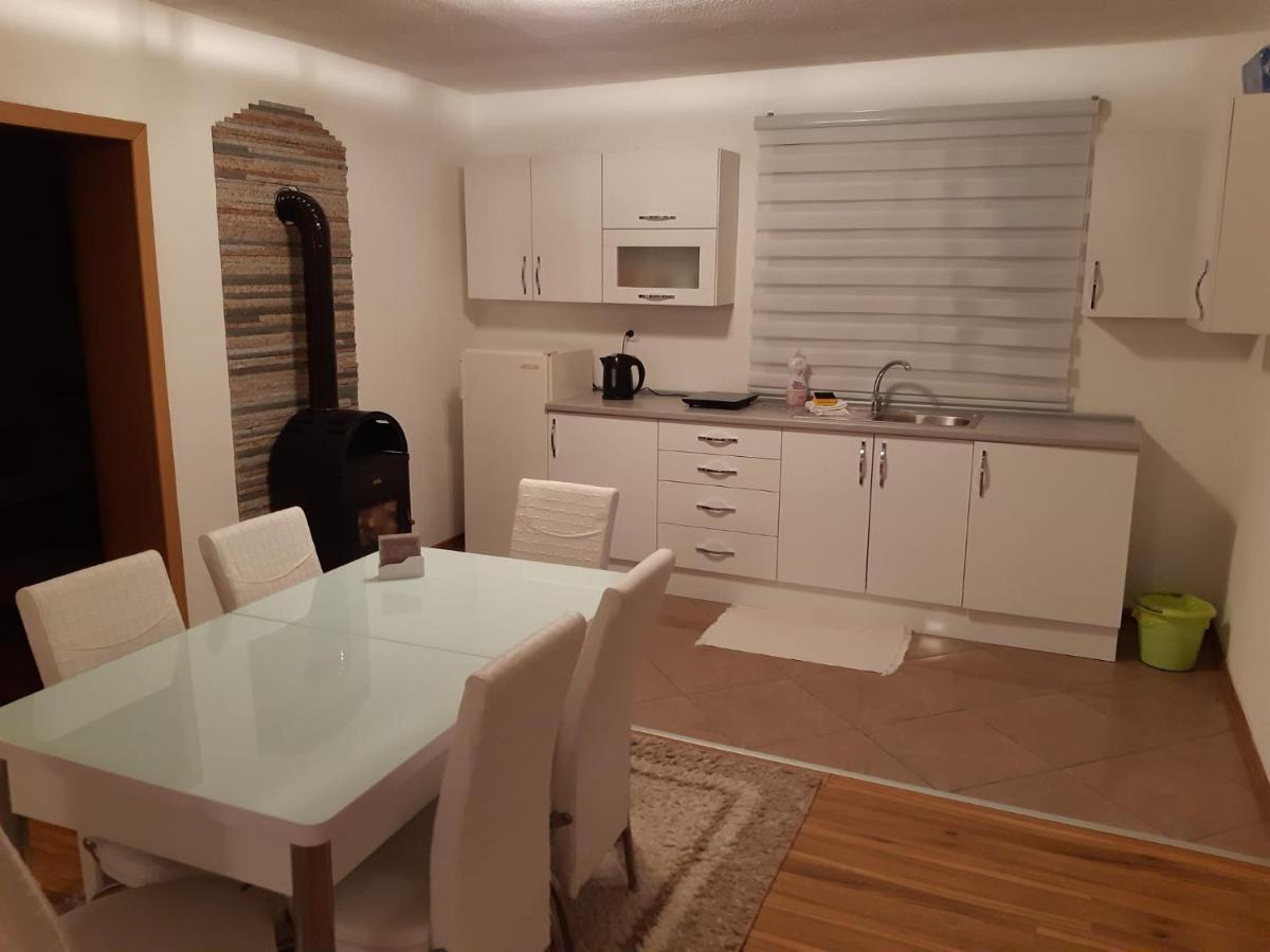 야이체 Apartman Volijak 아파트 외부 사진